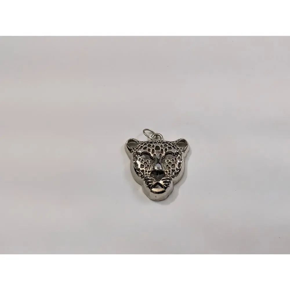 Leopard Head Pendant SilverTone Cutout Charm Cheetah Jaquar‎ Kitty Cat Feline
